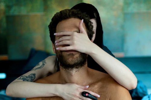 Sex Positions for Seasonal Allergies