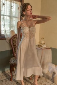 Fancial Palace Embroidered Long Dress (1616)