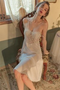 Fancial Palace Embroidered Long Dress (1616)